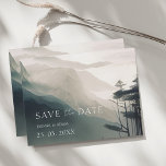 Postal Moody Mountain Dark Aesthetic Woodland Boda<br><div class="desc">Moody Mountain Dark Aesthetic Woodland Wedding Save the Dates. Eleva el encanto de tu día especial con nuestra Montaña Oscura Estética Moody Woodland Wedding Save the Dates. Estas modernas y rústicas invitaciones están diseñadas para captar la esencia de una aventura en el corazón de un bosque de pinos. Los tonos...</div>