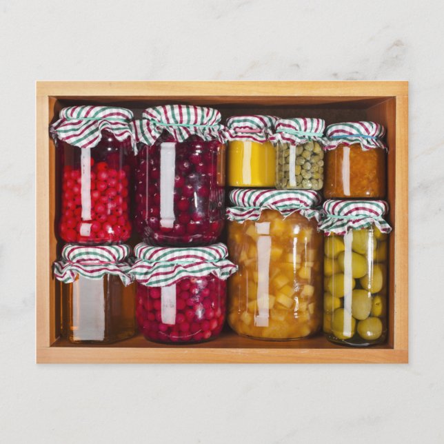 Postal Muchas Botellas De Vidrio Con Comida Conservada (Anverso)