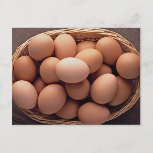 Postal Muchos huevos en cesta