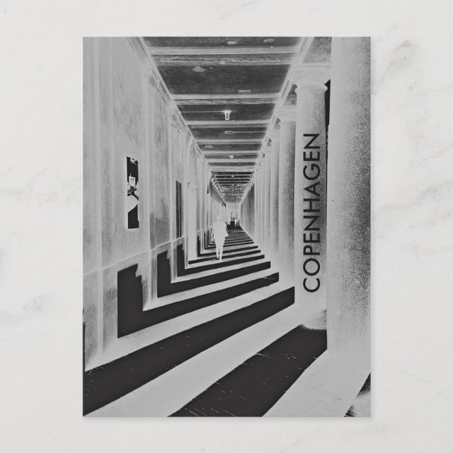 Postal Mujer de Copenhague moderna y única en Guay (Anverso)