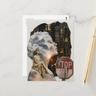 Postal Mujer en Collage de Ciudad Nocturna Deja de Disfru