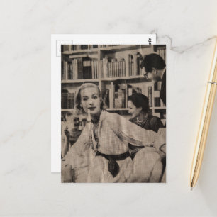 Postal Mujer en la biblioteca en la era de los años 30