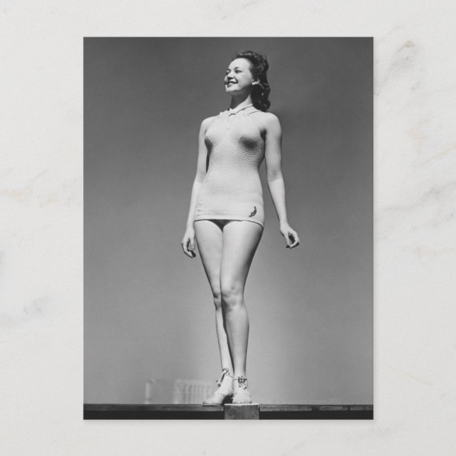 Postal Mujer en traje de baño (Anverso)