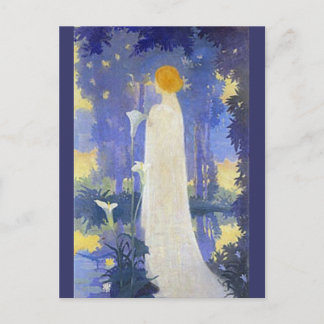 Postal Mujer etérea Art Nouveau junto a calas iluminadas
