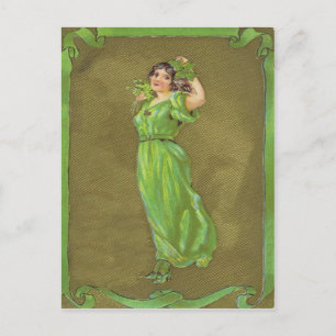 Postal Mujer Irlandesa Trébol