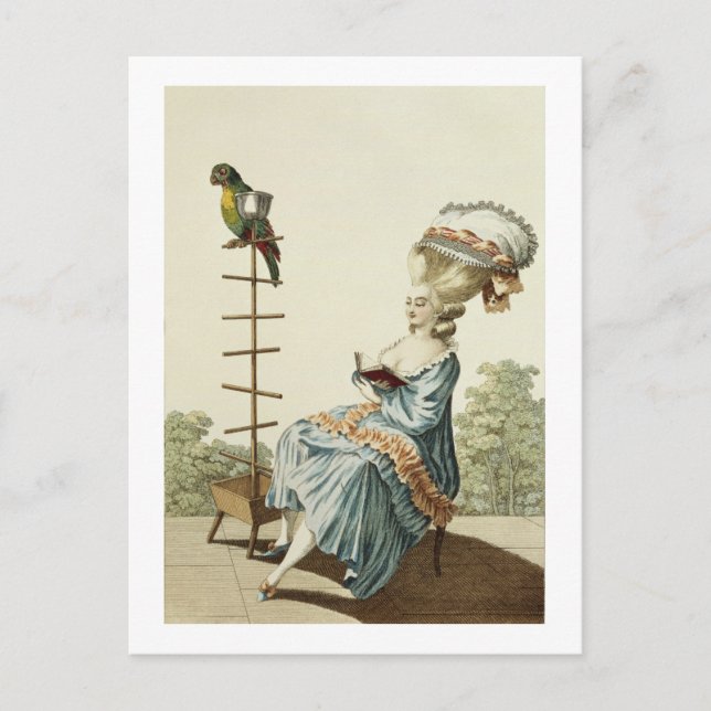 Postal Mujer joven leyendo con un vestido de día con un e (Anverso)