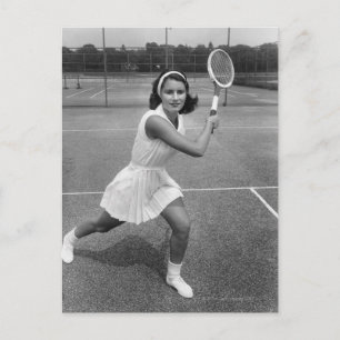 Postal Mujer jugando al tenis