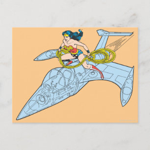 Postal Mujer Maravilla en la nave espacial