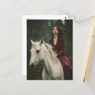 Postal Mujer montando un caballo gris vestido con vestido