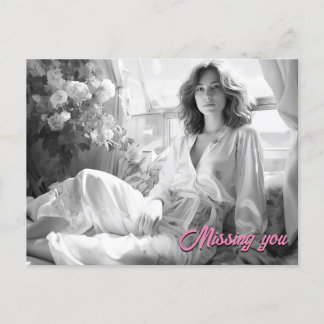 Postal Mujer tendida sobre hojas de seda blancas foto de 