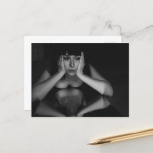 Postal Mujer y espejo