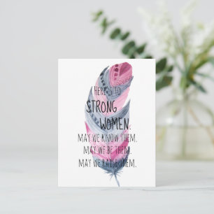 Postal Mujeres Fuertes Acuarela Rosa Gris Boho Pluma