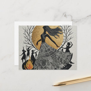 Postal Mujeres paganas bailando Luna de oro