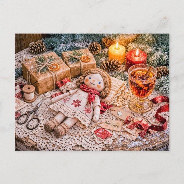 Postal Muñeca de tela hecha a mano con regalos de Navidad (Anverso)