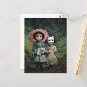 Postal Muñecas en el bosque