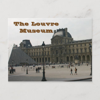 Postal Museo del Louvre en París