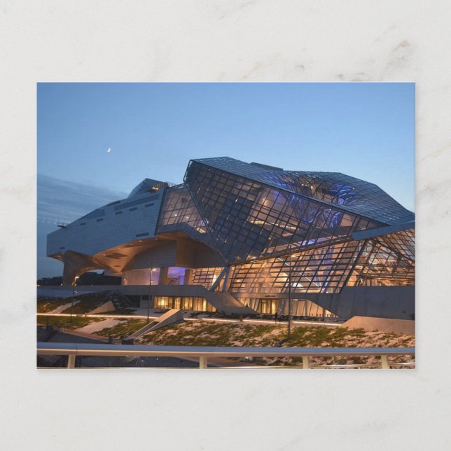 Postal Museo Lyon de las Confluencias (Anverso)