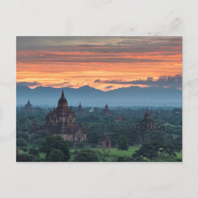 Postal Myanmar, el amanecer de Bagan (Anverso)