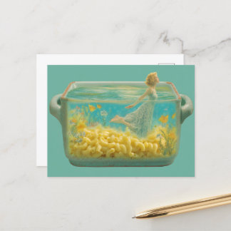 Postal Natación surrealista en un plato de casserole