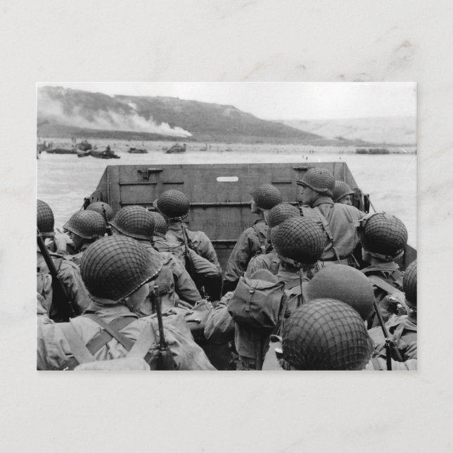 Postal Nave de desembarque LCVP cerca de la playa de Omah (Anverso)