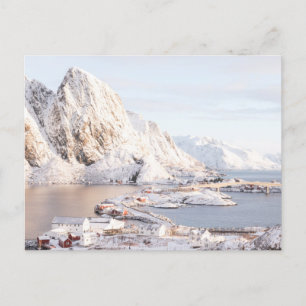 Postal Navidades de casas rústicas de pueblo serpiente