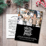 Postal Navidades divertidos Personalizado de fotografía f<br><div class="desc">Una tarjeta postal con fotografía de fun navideña que muestra un tipo de caligrafía que dice "Esto también pasará" y la foto de tu familia.  Añada el saludo de su personalizado y los nombres de su familia.  Una tarjeta que seguramente traerá una sonrisa a amigos y familiares.</div>