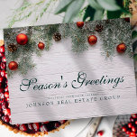 Postal Navidades Pine Cones | Saludo de temporada<br><div class="desc">El logotipo de su empresa se puede añadir aquí: http://www.zazzle.com/store/selectpartysupplies</div>