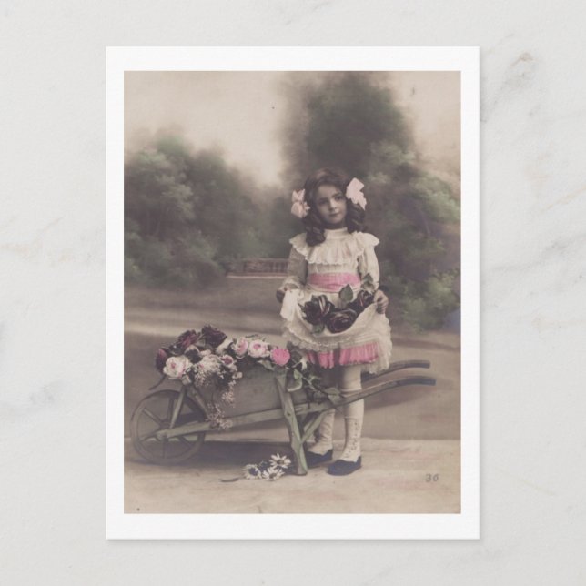 Postal Niña pequeña con carro de flores (Anverso)