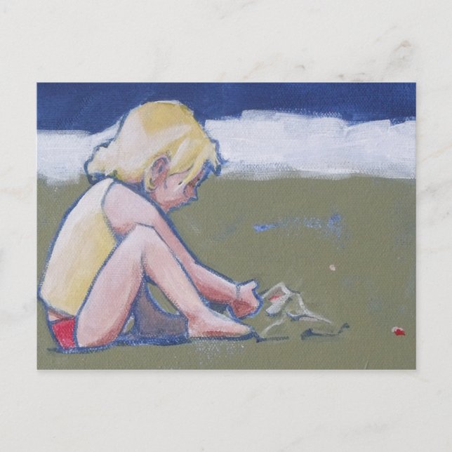 Postal Niña pequeña jugando en la arena en la playa (Anverso)