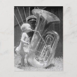 Postal Niño Con Tuba