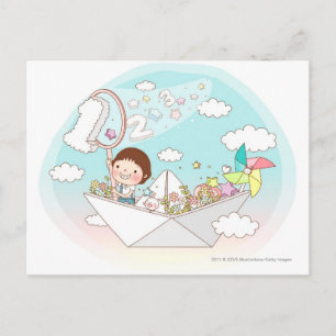 Postal Niño sentado en un bote de papel