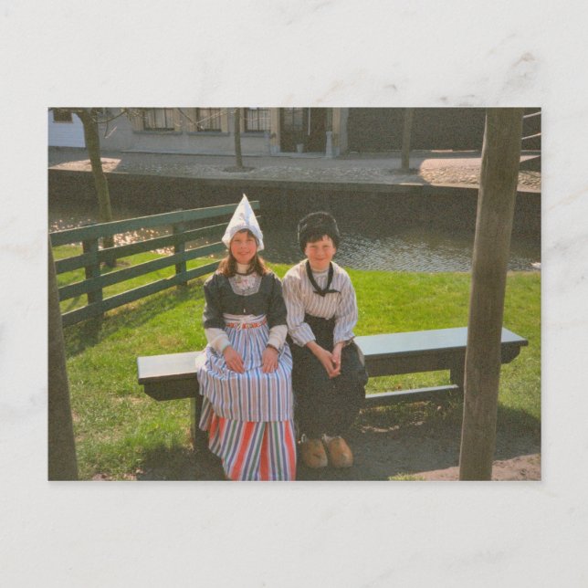 Postal Niños con traje nacional holandés (Anverso)