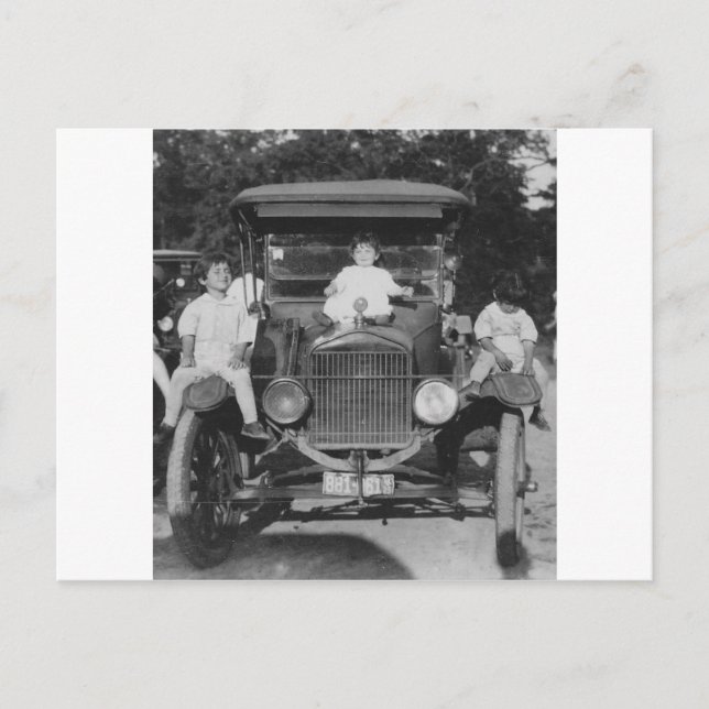 Postal niños de los años 20 en el coche (Anverso)