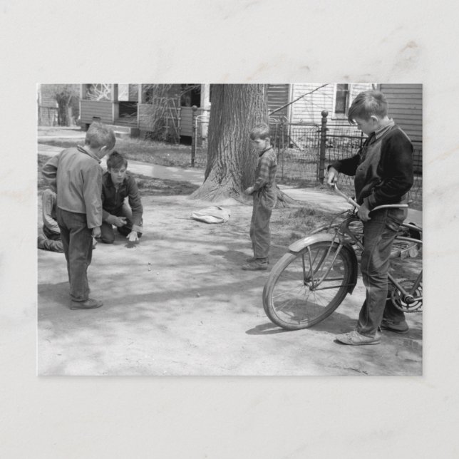 Postal Niños Jugando Mármoles, Woodbine, Iowa, 1940 (Anverso)