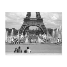 Niños parisinos poscarados