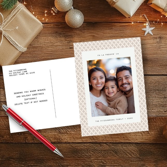 Postal nórdica marrón y blanco con copo de nieve m (Neutral Snowflake Modern Christmas Postcard brown)