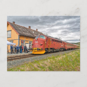 Postal Noruega: Locomotora diesel del veterano en Meråker