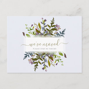 Postal Nos hemos mudado Anuncio de escritura floral azul