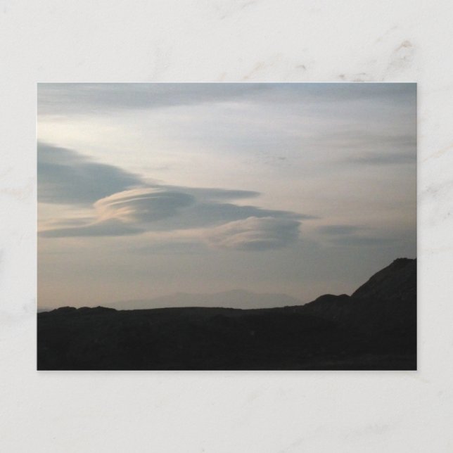 Postal Nubes de OVNI (Anverso)