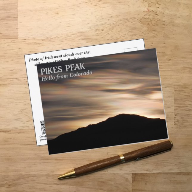 Postal Nubes irlandesas sobre el papel de la silueta de l (Subido por el creador)