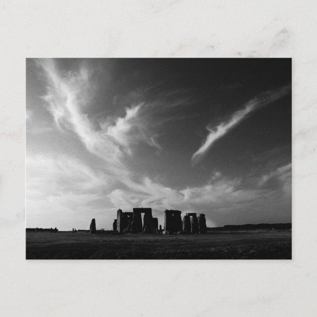 Postal Nubes sobre Stonehenge (Anverso)