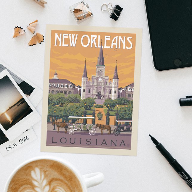 Postal Nueva Orleans, Luisiana (Postcard on table)
