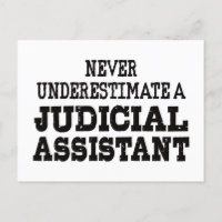 Nunca subestimes a un asistente judicial