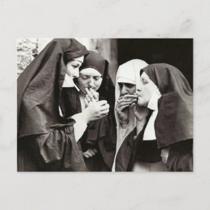 Postal Nuns humedeciendo vintage Fotografía