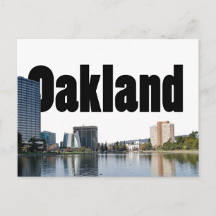 Postal Oakland California con Oakland en el cielo