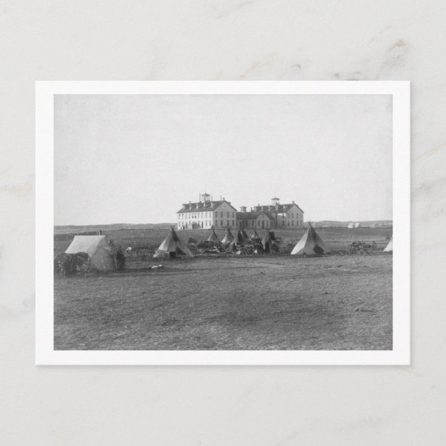 Postal Oglala Tipi frente a la Escuela de Indios de los E (Anverso)