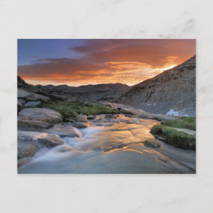 Postal Ola de Sierra sobre Yosemite