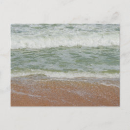 Postal Olas en la naturaleza de la playa