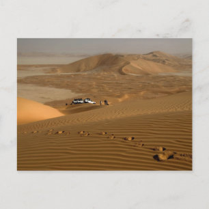 Postal Omán, desierto de Rub Al Khali, conduciendo por la