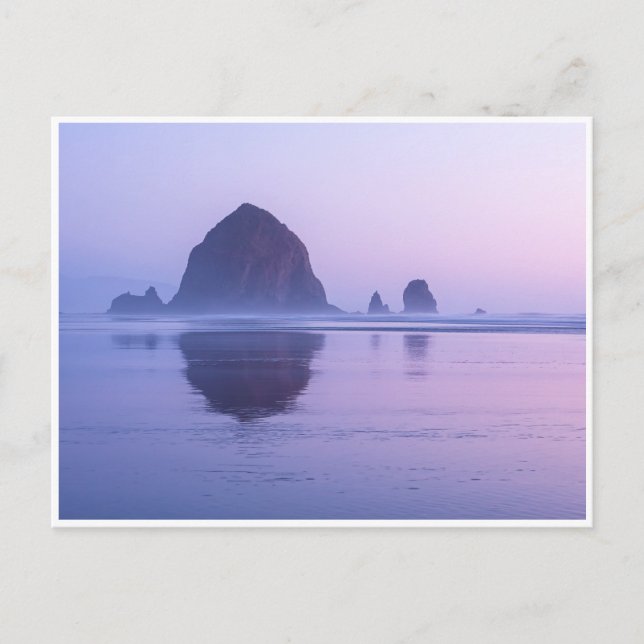 Postal Oregón de la playa del cañón de Haystack Rock en D (Anverso)